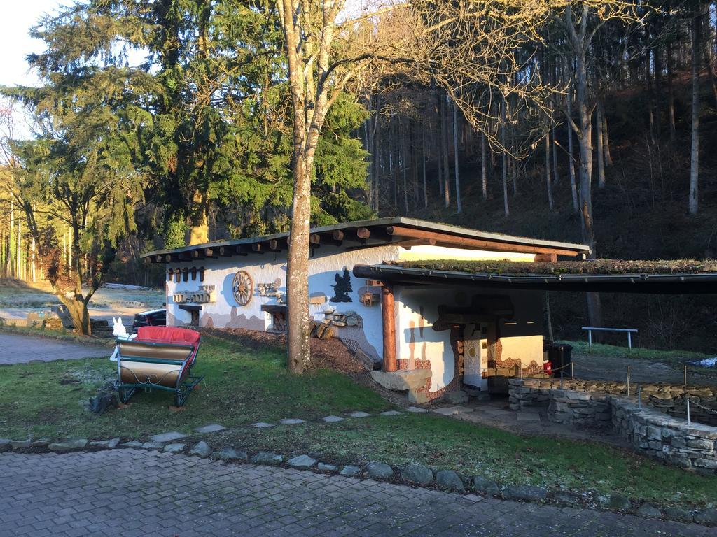 Hotel Huettenmuehle Hillscheid Exteriör bild