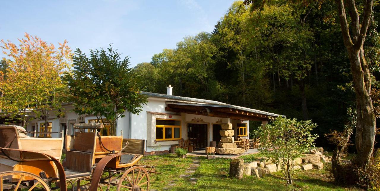 Hotel Huettenmuehle Hillscheid Exteriör bild
